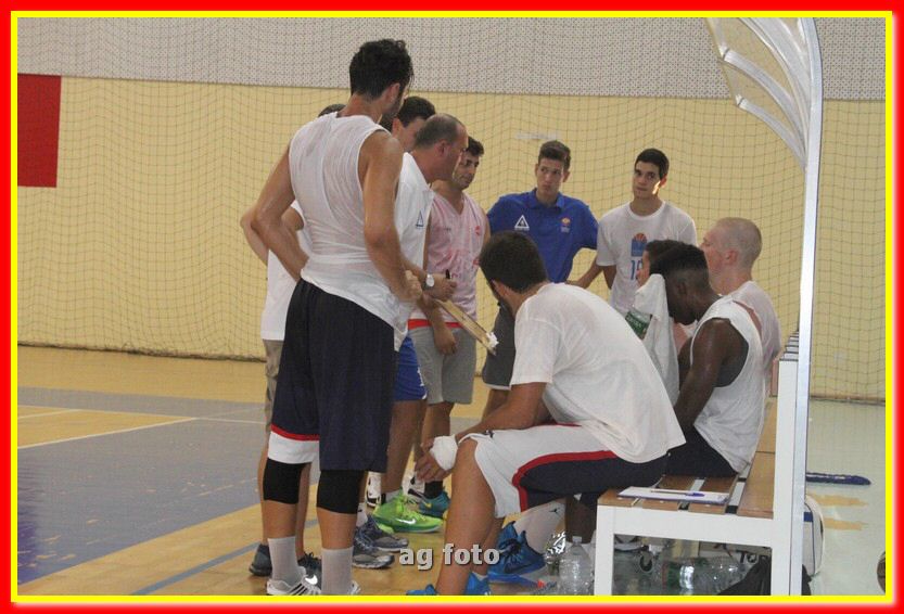 140913 basket 106_tn.jpg
